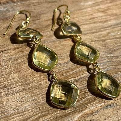 Goudkleurige Oorhangers met gele topaas-1