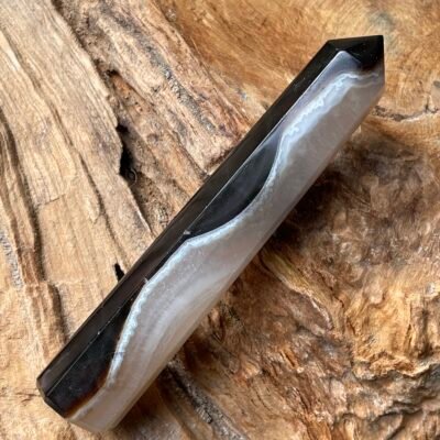 Edelsteen onyx obelisk