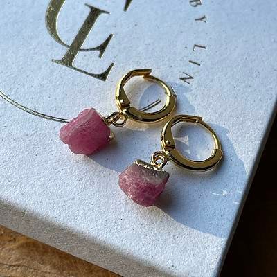 Geboortesteen oorbellen juli - robijn - goud (2)