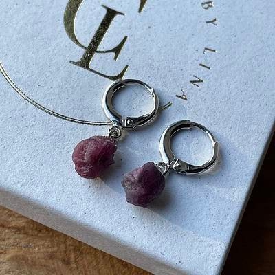 Geboortesteen oorbellen juli - robijn - zilver (3)